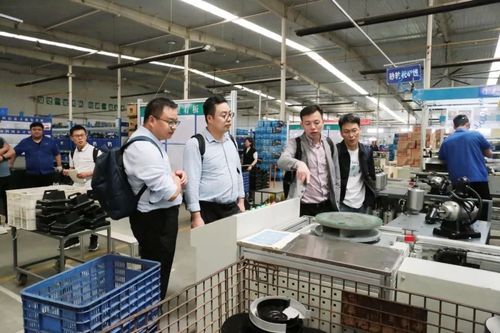 工業(yè)互聯(lián)網(wǎng)專家走進(jìn)文登企業(yè)，登門送服務(wù)助力產(chǎn)業(yè)升級(jí)